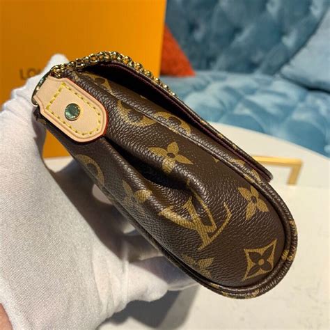 louis vuitton monogram canvas favorite pm m40717